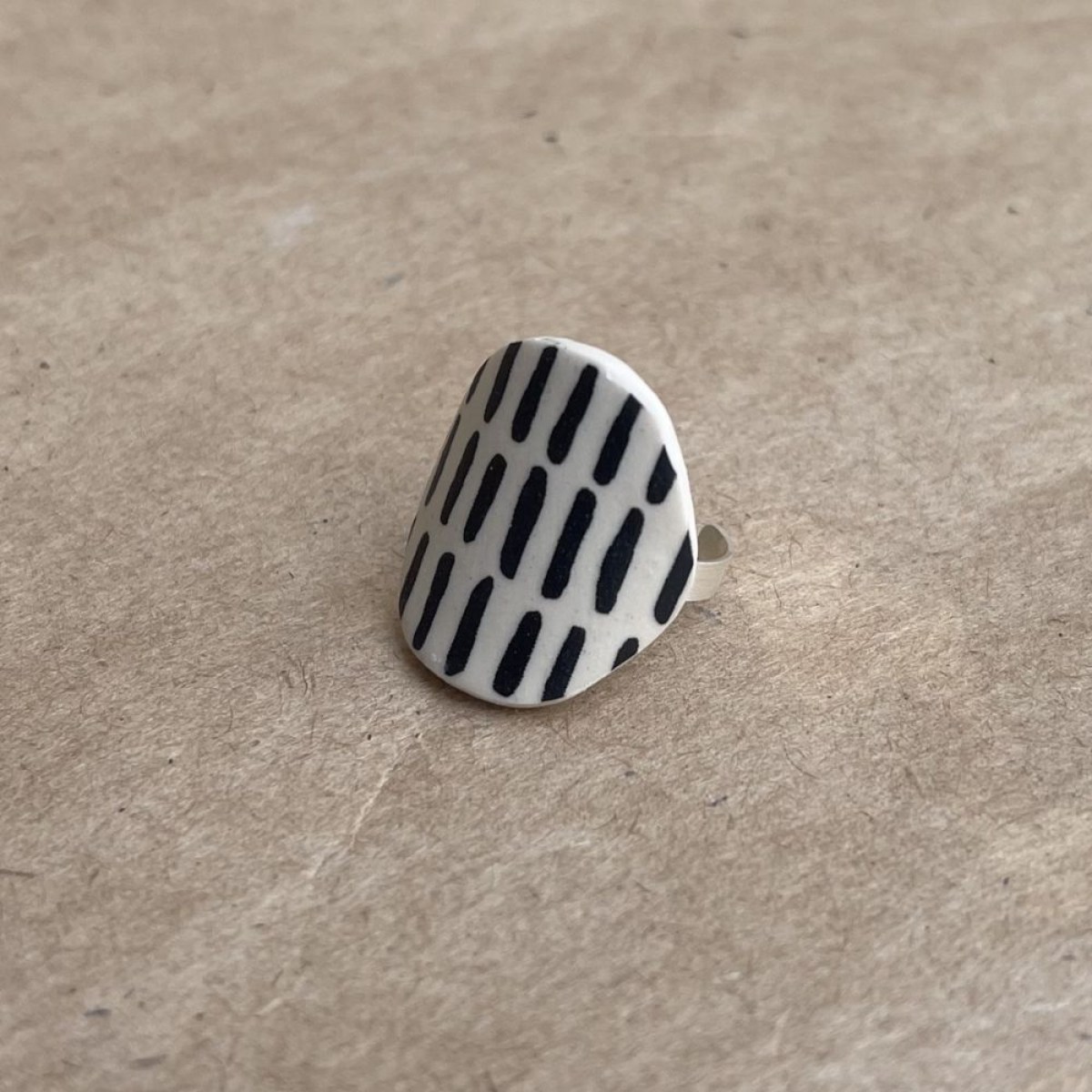 TIEBELE RING SAND-BLACK8